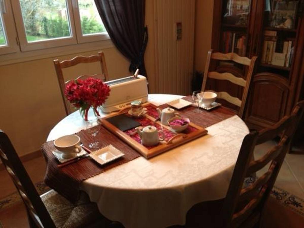 Chambre CresciaVernouillet  エクステリア 写真
